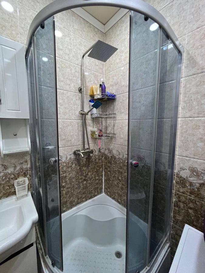 Downtown Homestay Bishkek Esterno foto
